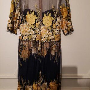 Gorgeous Embroidered Marchesa Notte Pencil Dress